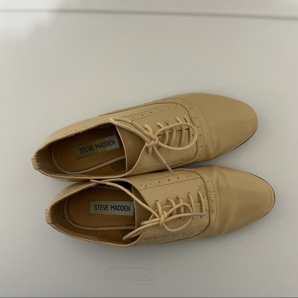 Steve Madden Oxford Tipiee Lace Up Shoes - Picture 6 of 9